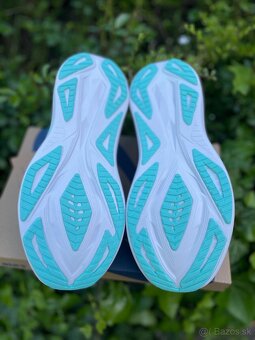Asics Superblast 2 Paris EU44 - 11