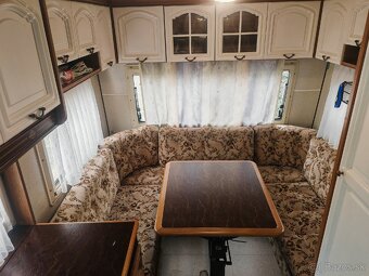 Karavan Hobby 460T - 11