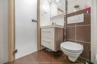 Zrekonštruovaná dvojgarsónka v Petržálke 40m2 - 11