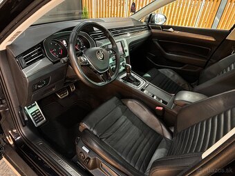 Volkswagen Passat Alltrack 2.0 TDI 4MOTION DSG - 11