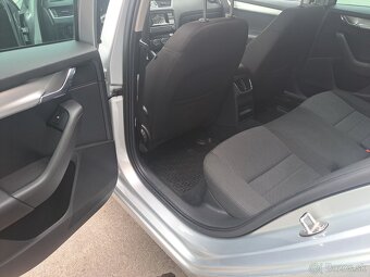 Škoda Octavia Combi 3 1,6TDI DSG - 11