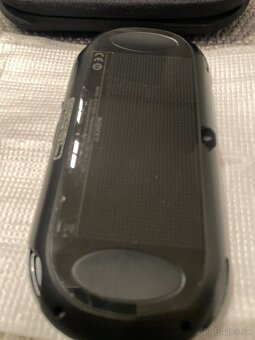 PS VITA PCH-1004 Oled 16GB / komplet box - 11