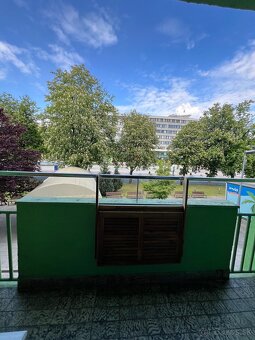 Ponúkame na prenájom 3-izbový byt v absolútnom centre mesta - 11