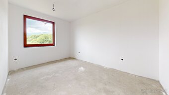 5-izb. rodinný dom s výhľadom na Inovec, Trenčianske Jastrab - 11