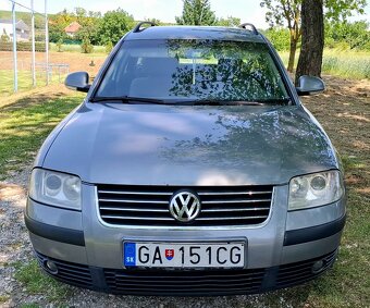 VW Passat HighLine 1.9TDi 96Kw - 11