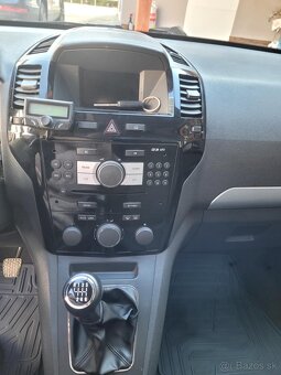 Opel Zafira 1.9 CD-TDI 7 miestne - 11