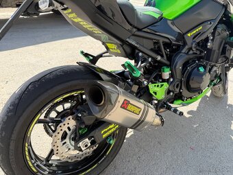 Kawasaki Z900 - 11