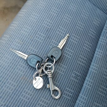 Mitsubishi L200 - 11