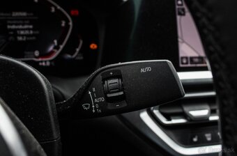 BMW Rad 3 320d xDrive A/T MPacket. AJ NA SPLÁTKY - 11