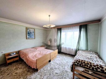 Priestranný 4-izbový dom s vedľajšou budovou Gabčíkovo - 11