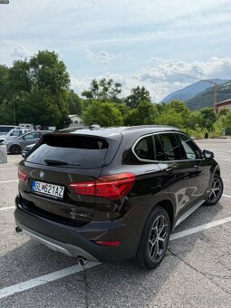 BMW X1 xDrive 18d - 11