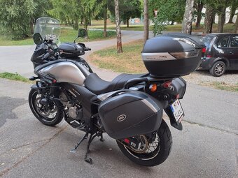 Suzuki DL650 V-strom - 11