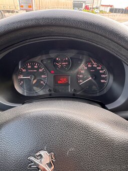 Peugeot Partner 1.6 HDI 2015 SK Klima - 11