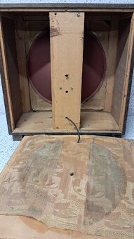 30 ROKY - REPRODUKTOR / Dr. NESPER CABINETT - 11