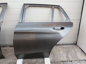 Mercedes benz W205 - zbylé díly z přestavby - 11