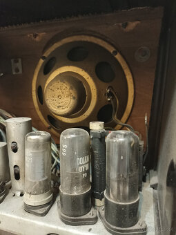 Vzácné staré retro rádio Tesla 413U - 11