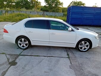 Škoda Superb 2010 2.0tdi DSG Elegance - 11