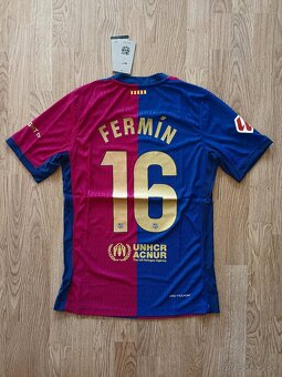 Barcelona 24/25 Home - 11