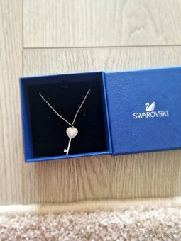 Swarovski - 11