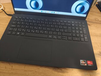 Predám notebook DELL VOSTRO 15 3515 - 11