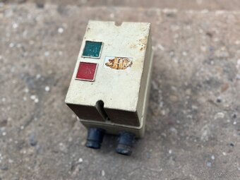 Elektro materiál retro - 11