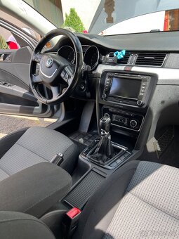 Škoda Superb 2.0tdi 103kw 2013 CFFB - 11