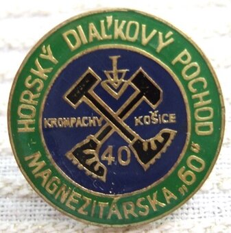 plakety, odznaky, vyznamenania - 11