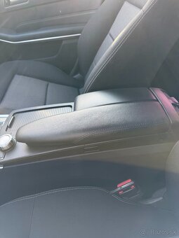 Mercedes E trieda 200 Classic - 11
