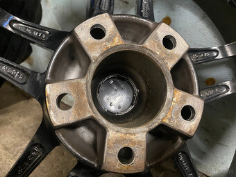 Rondell 0027 5x120 R17 - 11
