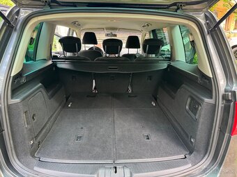 Volkswagen Sharan 2.0 TDI DSG Comfortline, 7-miestny - 11