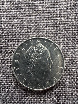 Taliansko : 500 Lír 2 ks (1986, 1984) + 100 Lír 2 ks + 50 Lí - 11