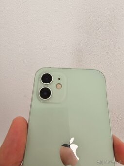 iPhone 12 64GB - 11