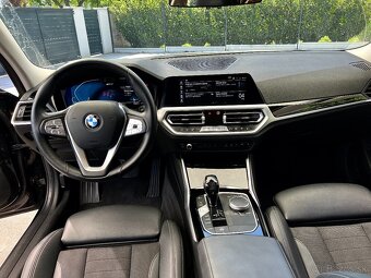 BMW 330e, Sport line, 23 500 bez DPH, plug-in hybrid - 11