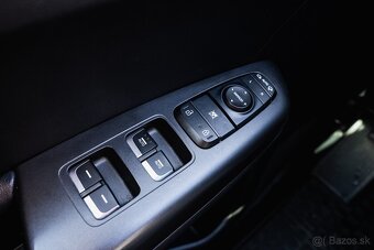 Kia Sportage 1.7 CRDi DCT Platinum - 11