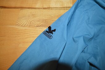 predam - krasna turisticka bunda SALEWA - 11