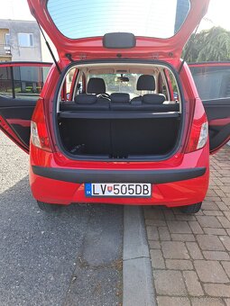 Hyundai i10 - 11