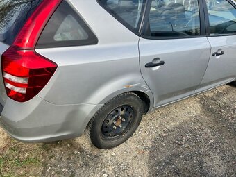 Kia Ceed combi 1.6 66Kw - 11