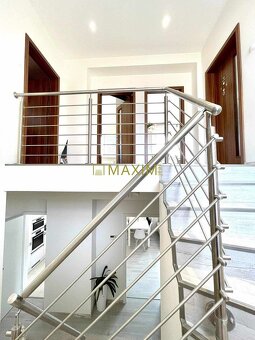 TOP - ZNÍŽENÁ CENA – Veľký 5 izbový rodinný dom po kompletne - 11