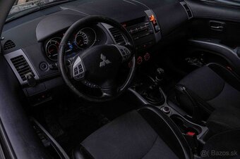 Mitsubishi Outlander 2.2 DI-D - 11