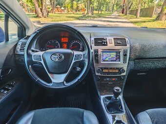 Toyota Avensis - 11