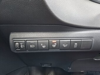 Toyota corolla 1,8 hybrid TS kombi GR - 11