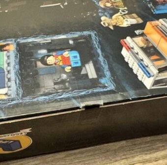 LEGO Stranger Things 75810 Upside Down - 11