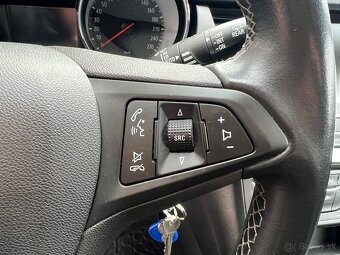 Opel Astra Sports Tourer 1.6 CDTi - 11