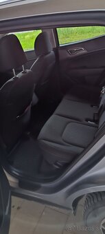 Kia Sportage - 11