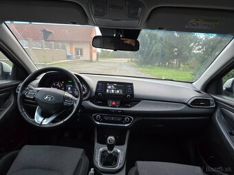 Hyundai i30 1.6 diesel - 11