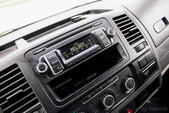 Volkswagen Transporter T5 2.0 TDI 102k KR - 11