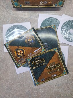 Buldurs Gate 2 CZ Big Box - 11
