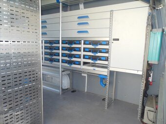 Renault Master 2,3 DCi, Pojízdná dílna - 11