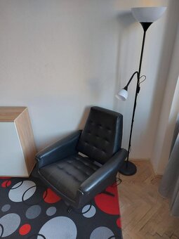 Hľadám jednu osobu do podnájmu - Staré Mesto - 11