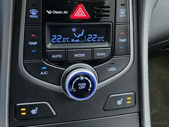 Hyundai Elantra, kupený na Slovensku, nájazd len 53600 km. - 11